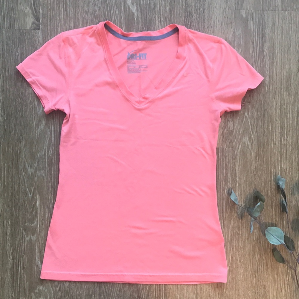 Nike Dry-Fit T Shirt - XS
